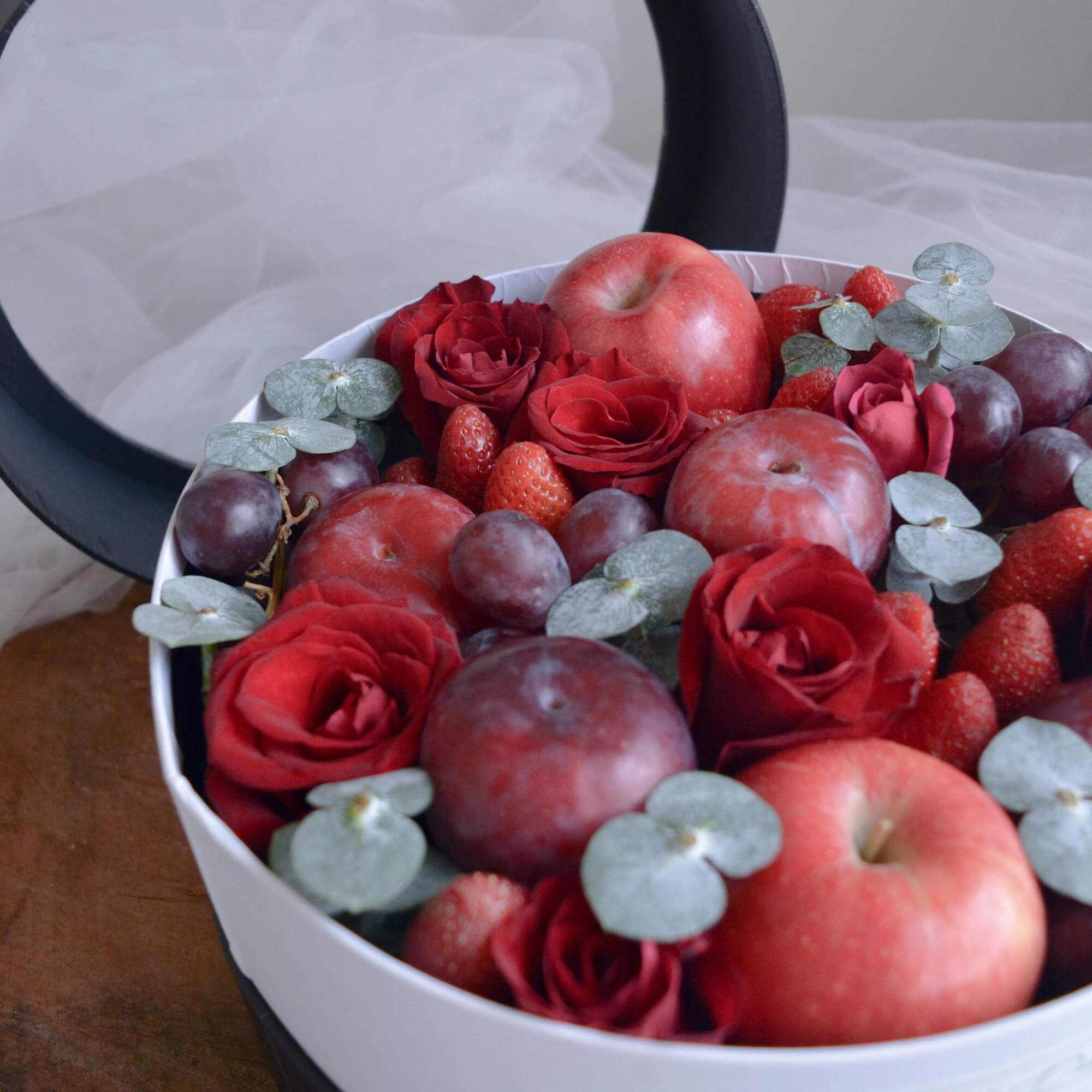 Red Happy Gift Reddy Love Fresh & Healthy Fruit Basket gift by AfterRainFlorist, PJ Florist, KL & Selangor(Klang Valley) Flower Delivery Service Red Happy Gift Reddy Love Fresh & Healthy Fruit Basket gift by AfterRainFlorist, PJ Florist, KL & Selangor(Klang Valley) Flower Delivery Service