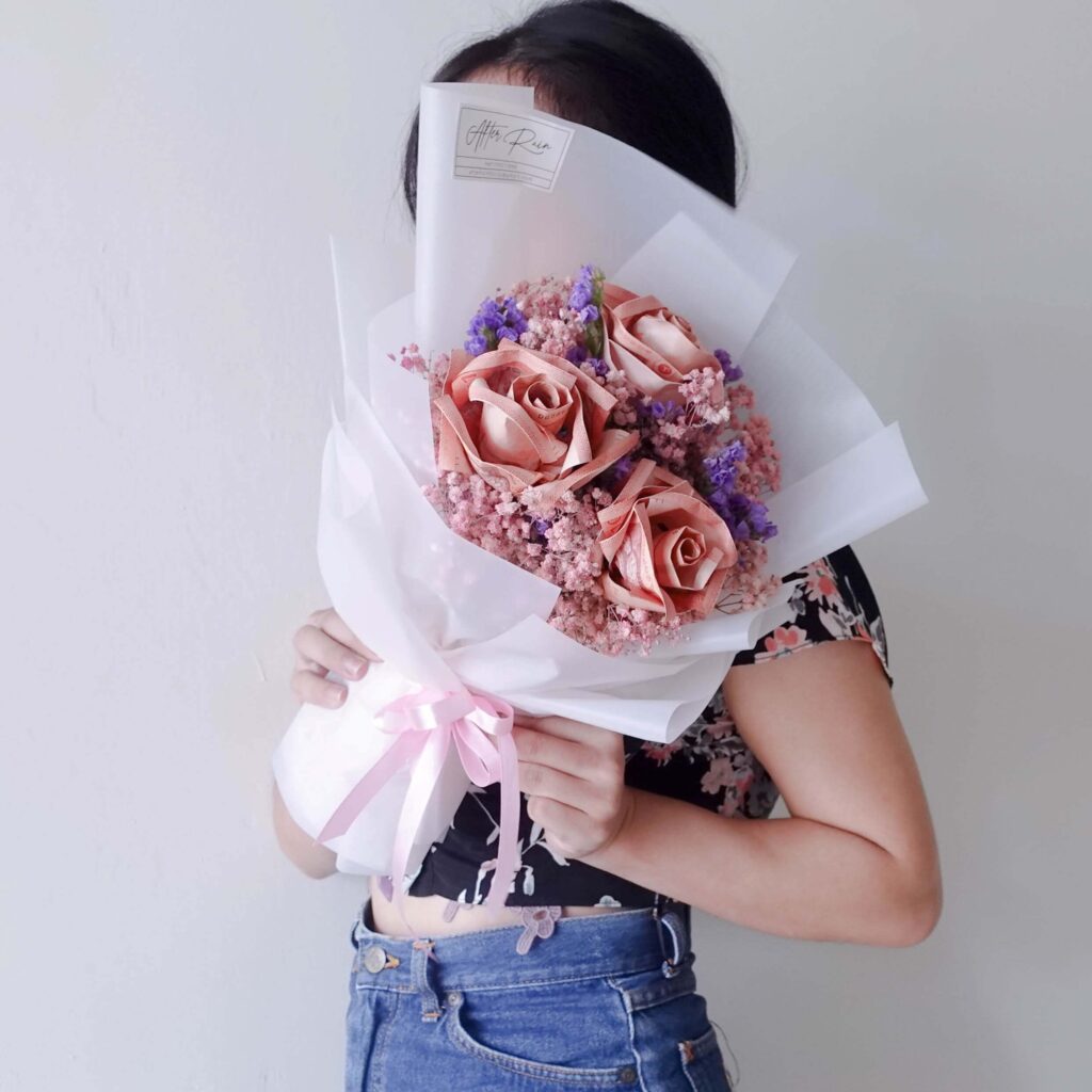 Birthday Valentine's Day VDAY Mother's day Flower & Gift Le Cash Money Bouquet by AfterRainFLorist, PJ (Malaysia) online Florist,KL & Selangor / Klang Valley Flower Delivery Service