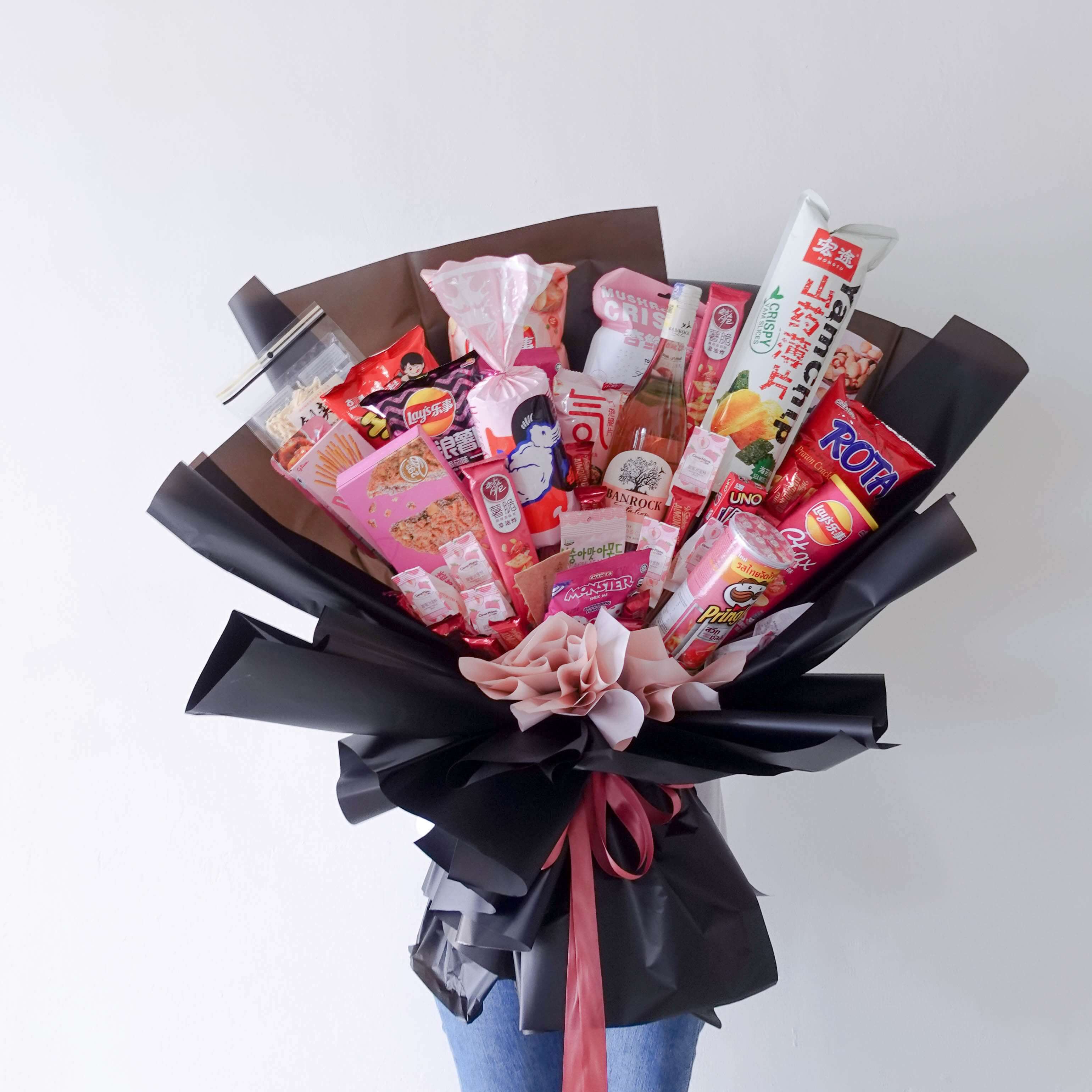 Special_Customization_Gigantic_huge_big_Snack_Bouquet_Birthday_Gift_by_AfterRainFLorist_PJ_Malaysia_online_Florist_KL_Selangor_Klang_Valley_Flower_Delivery_Service1