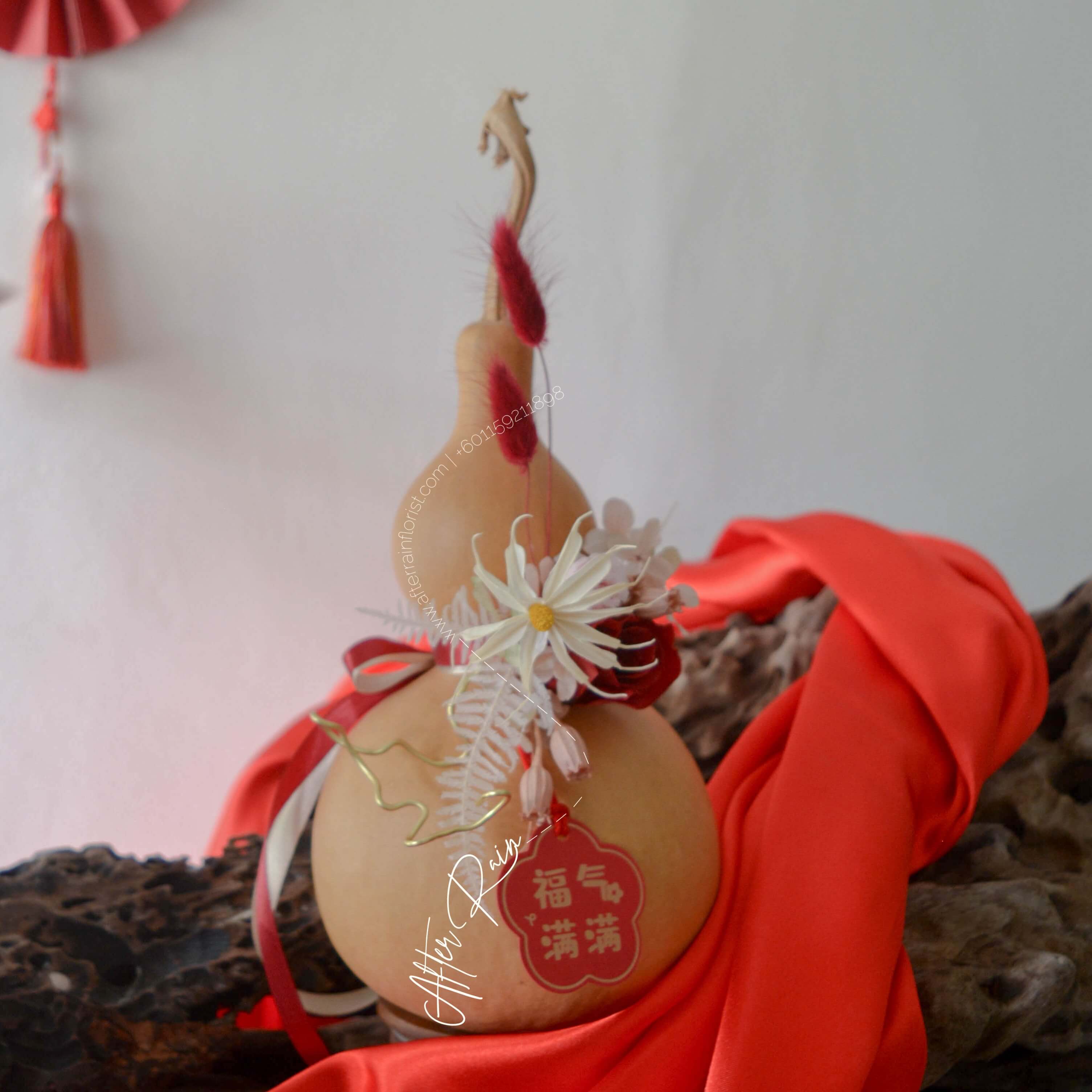 Chinese_New_Year_CNY_Special_2026_Limited_edition_The_Lucky_Gourd_Hulu_CNY_Décor_Flower_Gift_Arrangement PJ_Selangor_Florist_KL_Klang_Valley_Delivery_Services